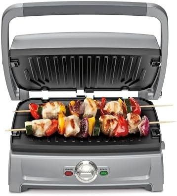 Compact electric griddler with adjustable temperature