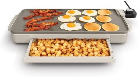 Ceramic griddle with integrated warming tray