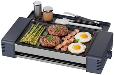 Smokeless indoor grill with sausage rack